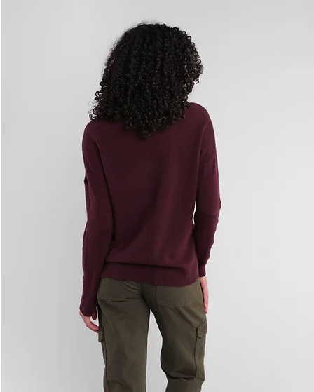 Val V-Neck Pullover